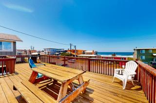 Pelican Harbor - Rockaway Beach - 9