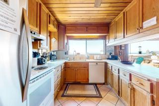 Pelican Harbor - Rockaway Beach - 3