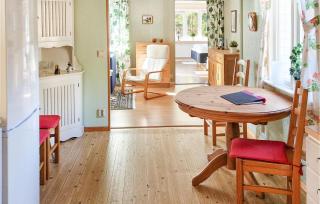 1 Bedroom Cozy Home In Åhus - Åhus - 9