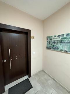 Luxury Penthouse B&E - 4