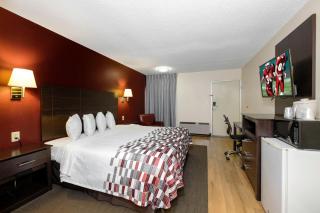 HOLTONINN & SUiETS - Holton - 7