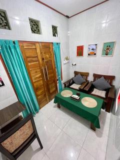 Cozy 1 BR Private Studio with Kitchen - 9