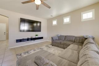 Pool, Fire Pit: Luxe Family Home in Goodyear - 3