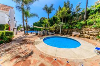 Tranquil 2 BDRM Peaceful Apt w/ 2 Pools - Marbella - 3