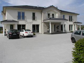 Lifestyle Beauty & Wellness - Moosbach - 9