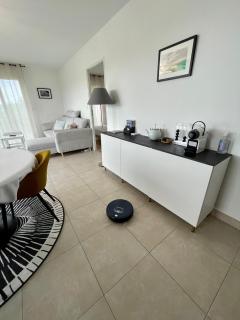 BELLA CRUZ 66 m2 prestations premium, wifi, balcon, parking avec borne de recharge électrique, plage Prieuré, Commerces - Dinard - 4