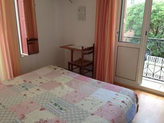 Le Petit Hôtel - 7