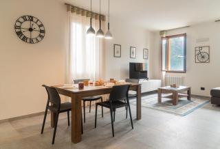 Corte Masnate "Grigio" by LoveComo - 4