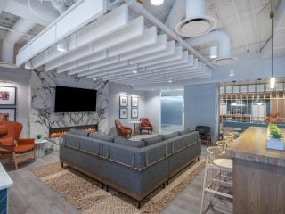 Holiday Inn Chicago O'Hare - Rosemont by IHG - Rosemont - 4