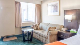 Knights Inn North Bay - 2