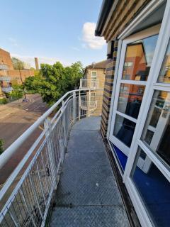 Room in a shared Flat - London - 3