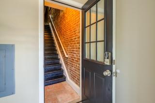 2 Mi to National Mall WFH-Friendly DC Townhome - 7