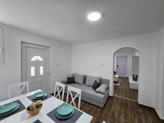 Apartmani Bambi 2 - 6