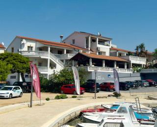 Plavi Val Apartments - Tribunj - 0