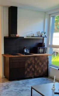 Stilren svit lägenhet med trädäck och laddstation - Motala - 1