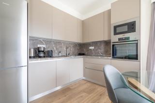 Sea View Stylish Penthouse in Varkiza - 3