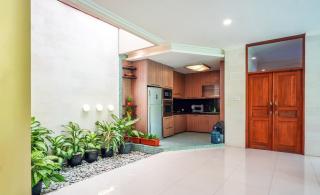 Villa LOGAN - KUTA - 5 Bedroom - 3 Bathroom Villa - Great Location - Kuta - 2