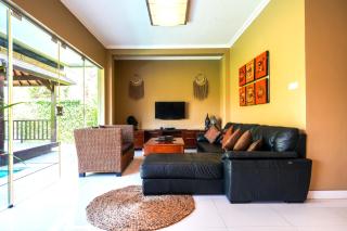 Villa LOGAN - KUTA - 5 Bedroom - 3 Bathroom Villa - Great Location - Kuta - 6