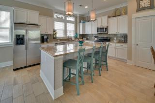 1 Block to Beach! Breezy Myrtle Beach Getaway - Myrtle Beach - 2
