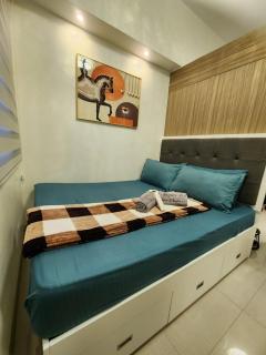 Skyia's Pod a Premier Suite at Shore 2 Residences - Manila - 6