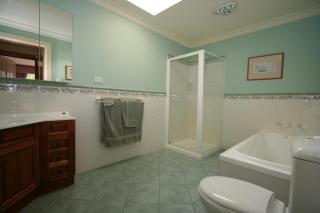 Donalea Bed and Breakfast & Riverview Apartment - Castle Forbes Bay - 6