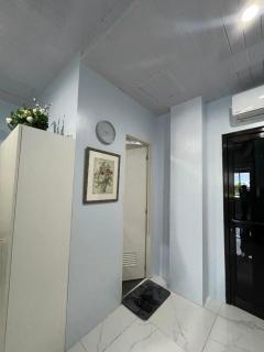 Quirino Hub (402-c) - 6