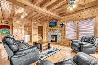 A Bliss - Hot Tub, Game Room, WIFI, Resort Pool, FREE attraction tickets!!! - Sevierville - 7