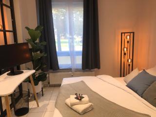 BienveniDUS - self service accommodation - Unterkunft zur Selbstversorgung - Das Messezimmer - Düsseldorf - 1