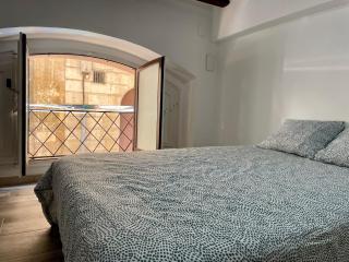 Espacioso piso con entrada independiente en Part Alta de Tarragona! - Tarragona - 1