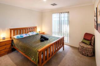 Duke Cottage - pet friendly near beach. - Busselton - 6