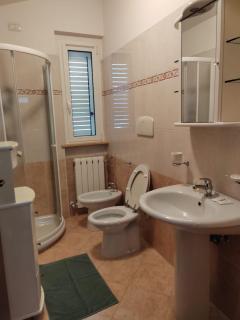 E12 - bilocale 4 POSTI LETTO - aria condizionata - 3