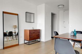 Tribeca Studio w Pool Roofdeck Gym View NYC-273 - 4