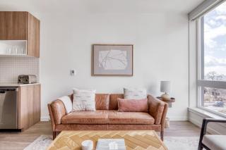 First Hill 1br w gym lounge nr soccer field SEA-540 - 9