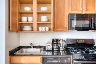 FiDi 1br w gym doorman elevator nr Wall St NYC-1051 - 3