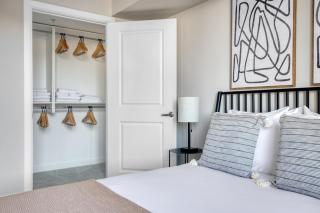 Bethesda 2BR w Concierge Gym nr Metro shops WDC-466 - Bethesda - 1
