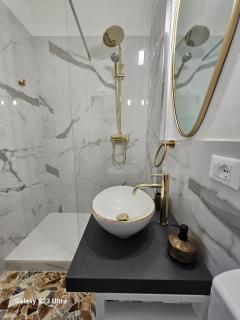 Venezia Canal View - 2