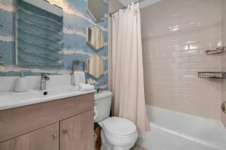 Extravagant Palm Beach Pool Oasis! Sleeps 8! - West Palm Beach - 1