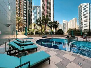 Magnificent - Luxurious 3 BR with Marina View - Dubai - 7