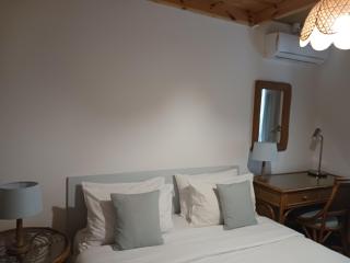 Theros & Trygos Boutique Houses - ATH Airport - Artemida - 8