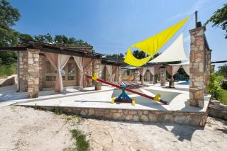 Childern and adults enjoy games,pool and seaview - Rovinj - 8