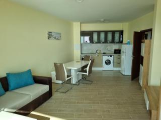 Sea View 2BR Apartment Sozopol - Sosopol - 3