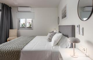 Apartment with terrace - City center and near the beach - 2