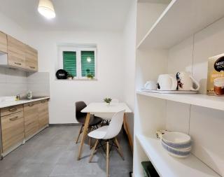 Cozy apartment with balcony 10 min from the beach - 6