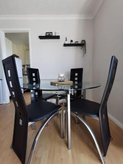 Apartment by the Beach - Swansea - 1