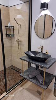 Sunset Boulevard Apartment Mamaia - Mamaia - 1