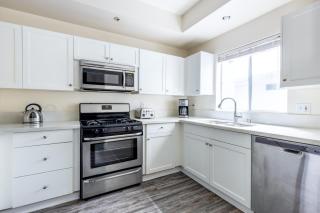 Pacific Palisades 2BR w Hot Tub WD nr Beach LAX-361 - Los Angeles - 6