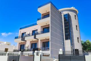 Vullkan Hotel - Ksamil - 0
