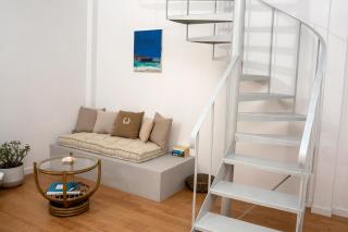Cozy Hideaway: Serenity, Charm & Athenian Delights - 5