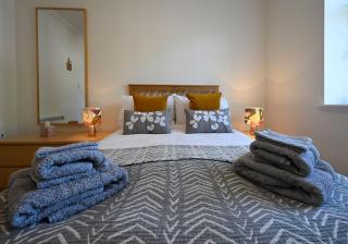 Old Whisky Distillery Apartment - 3