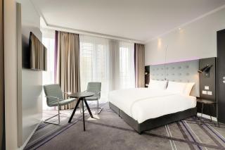 Premier Inn Berlin Alexanderplatz - Berlino - 6